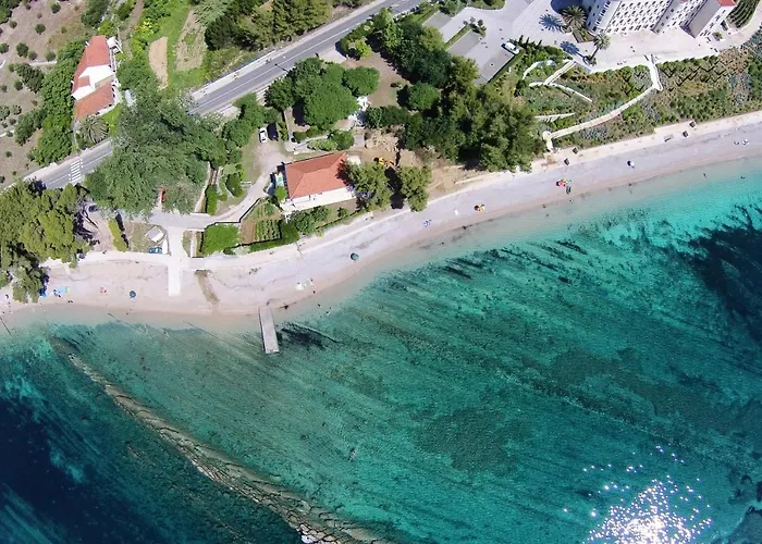 Apartments With Parking Space Orebic, Peljesac - 10159 *
