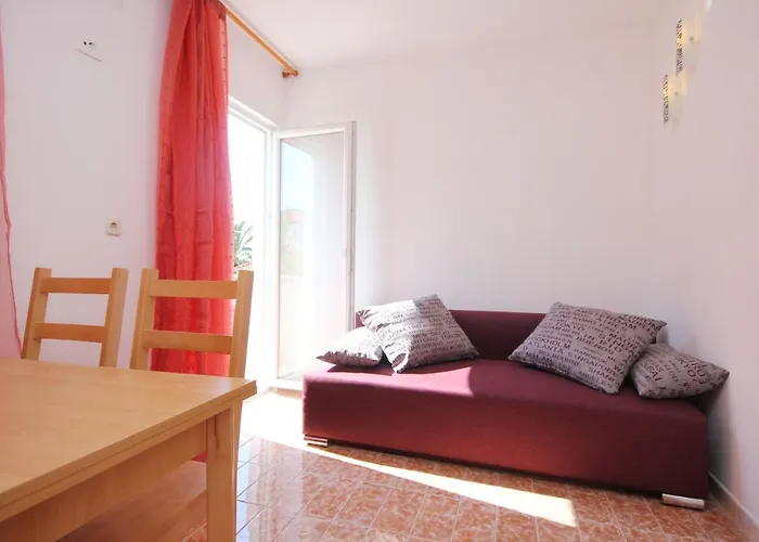 Apartments With Parking Space Orebic, Peljesac - 10159 *